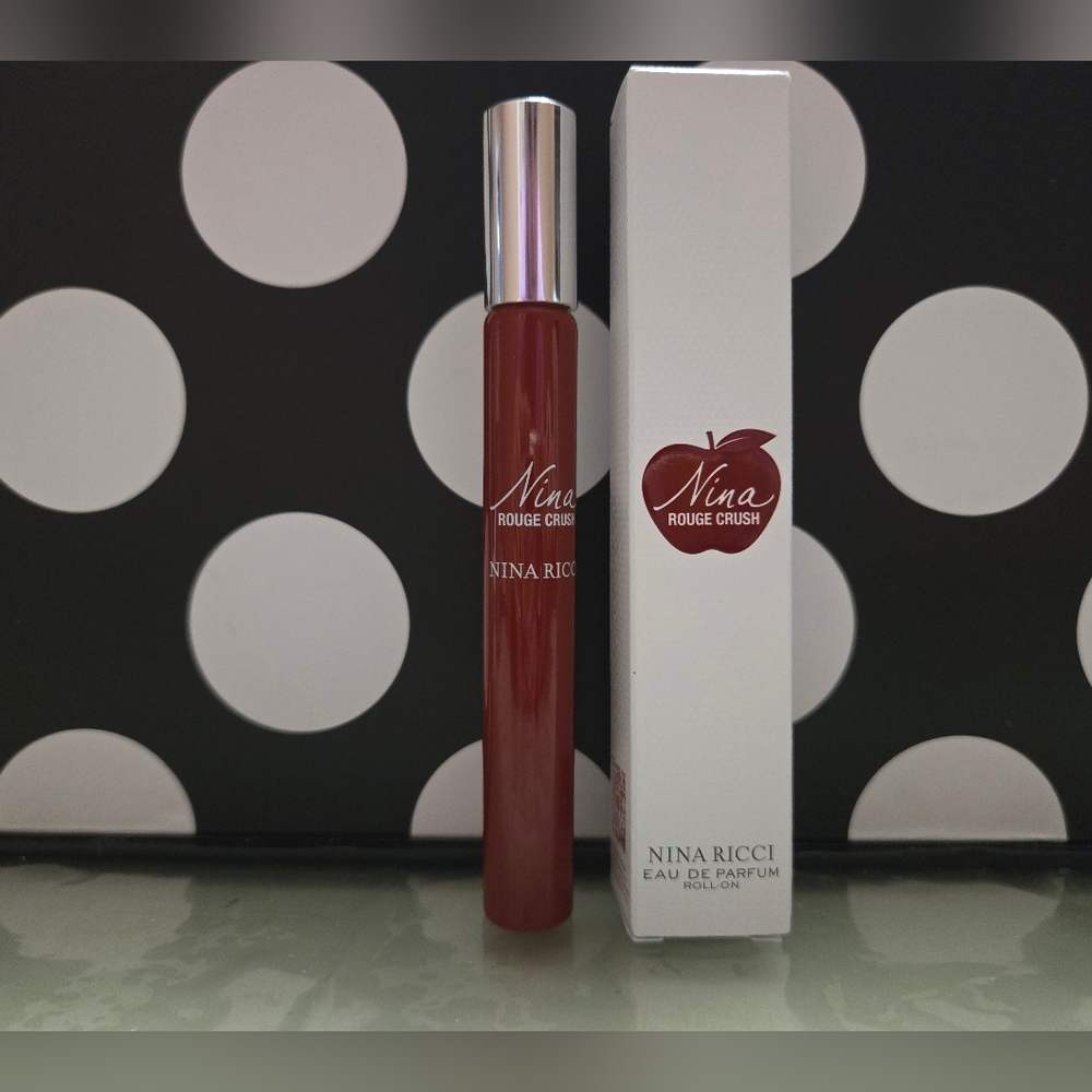✨️Nina Rouge Crush Rollerball✨️